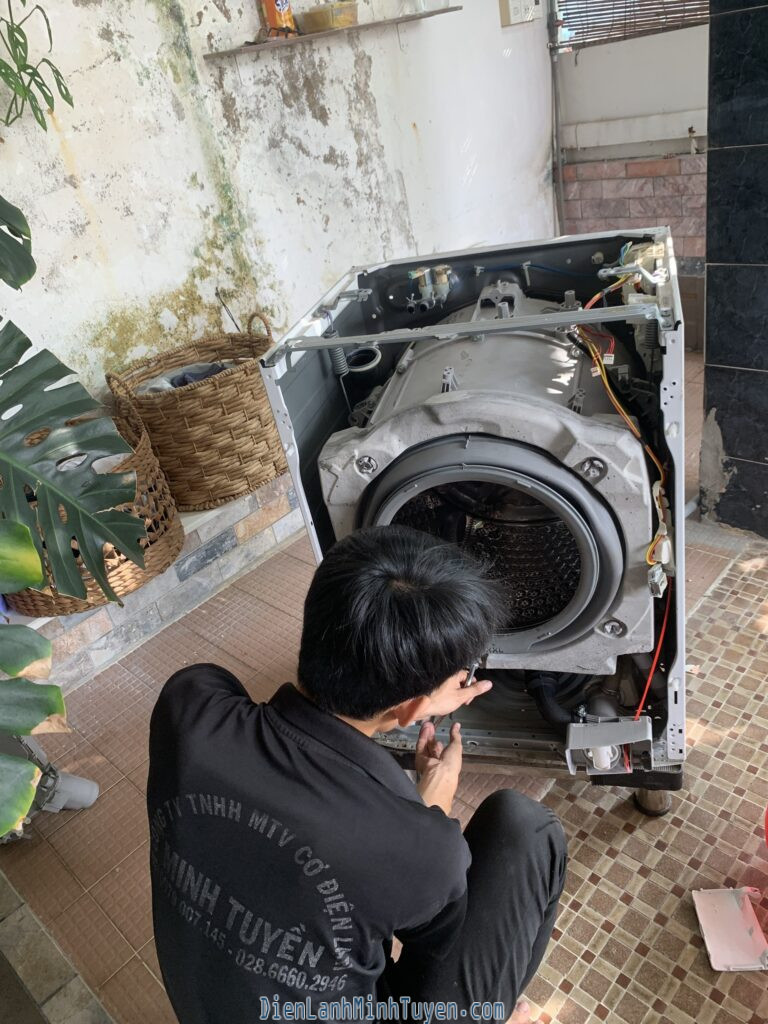 Giá sửa máy giặt gia-sua-may-giat