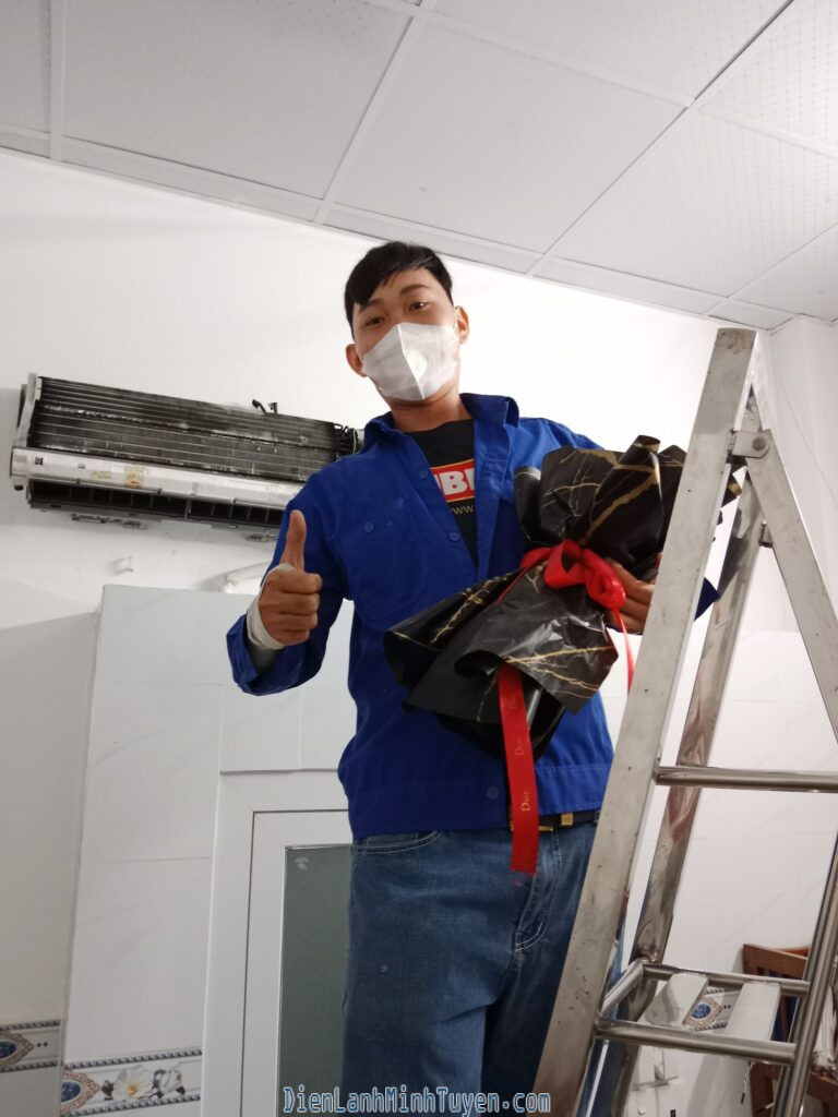 ve-sinh-may-lanh-duong-Nguyen-Van-Luong