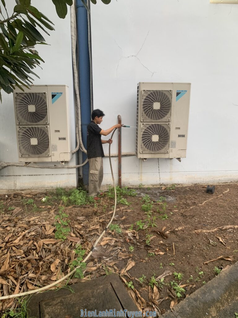 sua-may-lanh-duong-Nguyen-Van-Luong