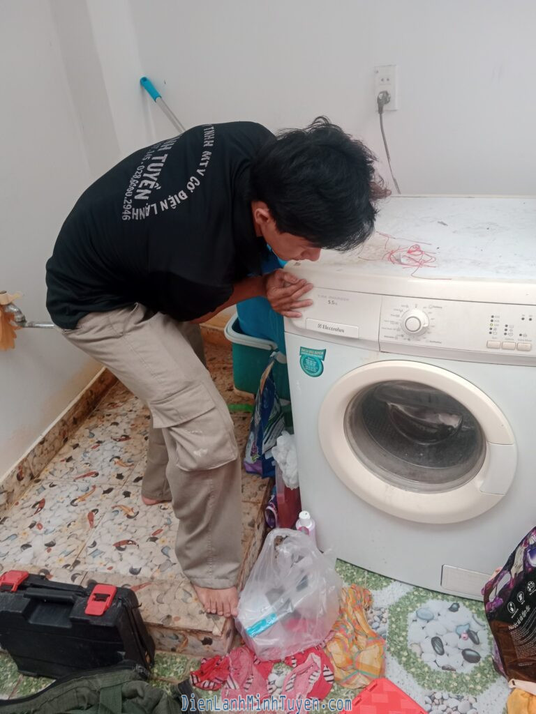 sua-may-giat-duong-Phan-Van-Tri