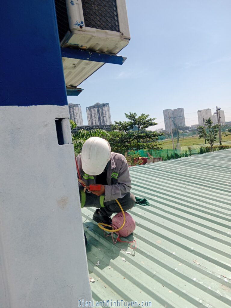 sac-gas-may-lanh-duong-Nguyen Đinh Chieu