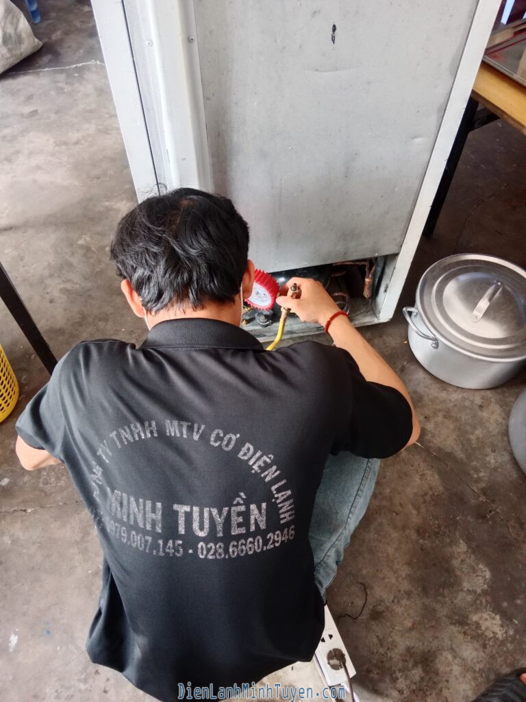 sua-tu-lanh-duong-Duong-Quang-Ham