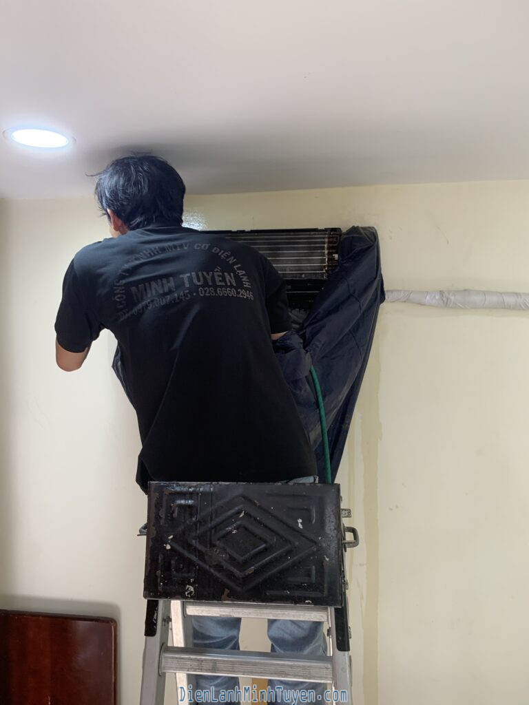 ve-sinh-may-lanh-duong-Nguyen-Chi-Thanh