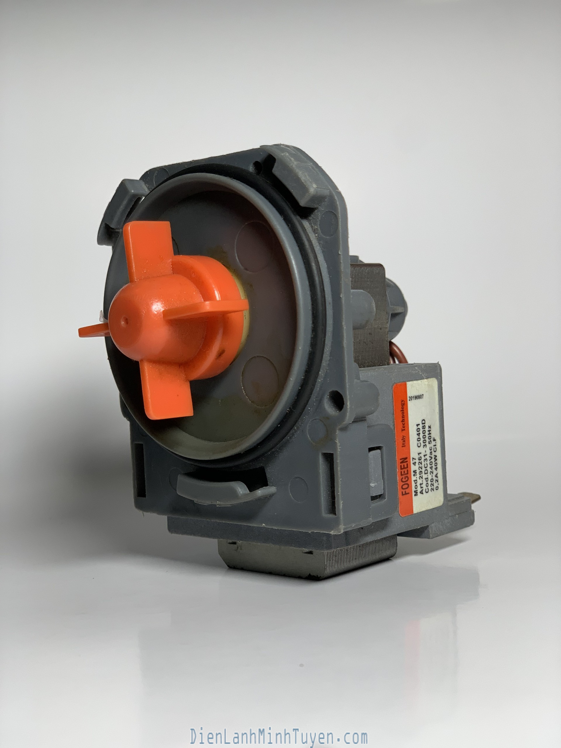 mo-to-xa-may-giat-cua-tren-loai-ngam mo-to-xa-may-giat-cua-tren-loai-ngam