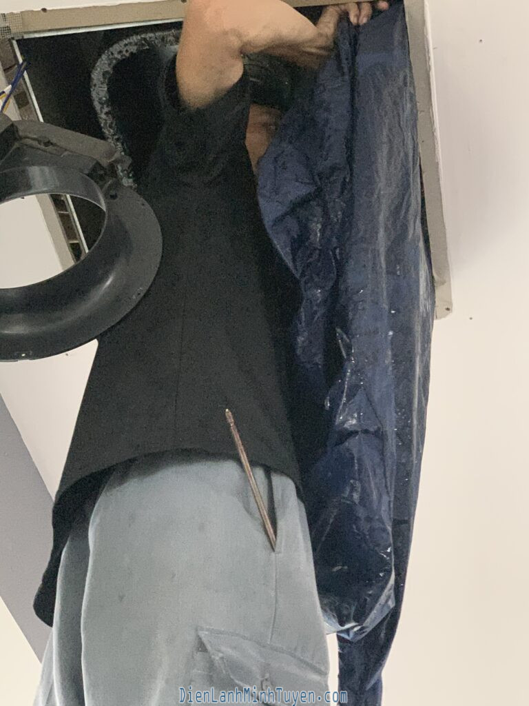 Vệ sinh máy lạnh đường Âu Cơ ve-sinh-may-lanh-duong-au-co